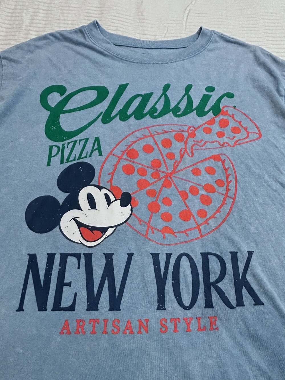 Disney Mickey Mouse T-Shirt Size XL Blue Pizza New York Artisan Style